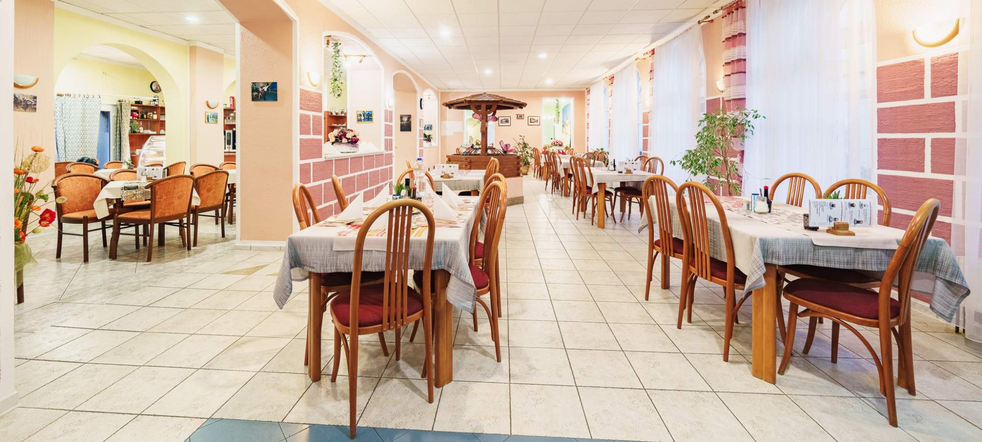 Restaurant, Kaffea, Kuchen, Dezerte im Kurhotel Erika****, Franzensbad Restaurant,Kaffea,Kuchen,Franzensbad